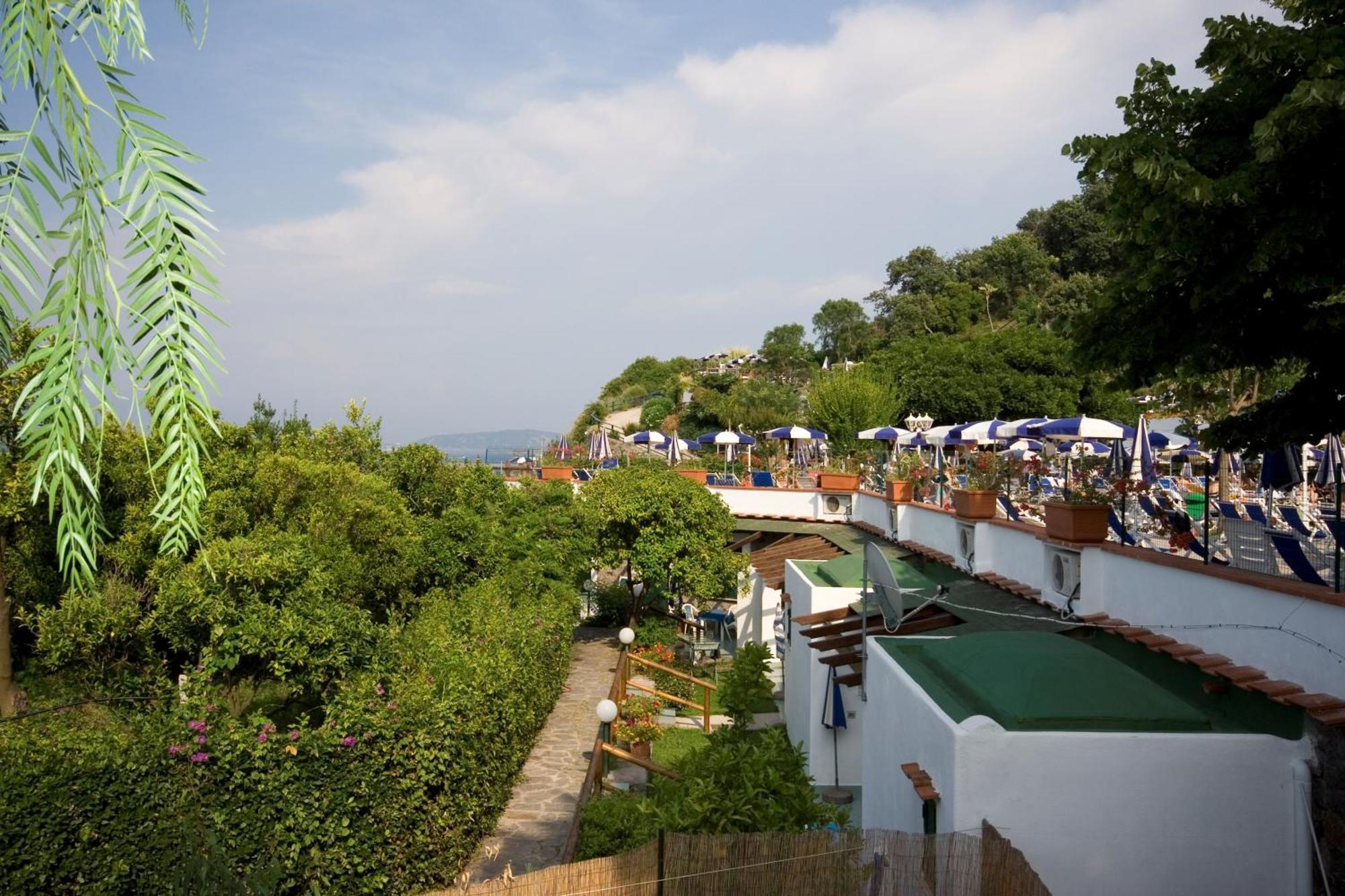 Hotel Oasi Castiglione Casamicciola Terme Rom bilde